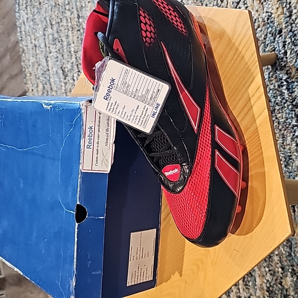 Ahmad Bradshaw New York Giants issued custom Cleats